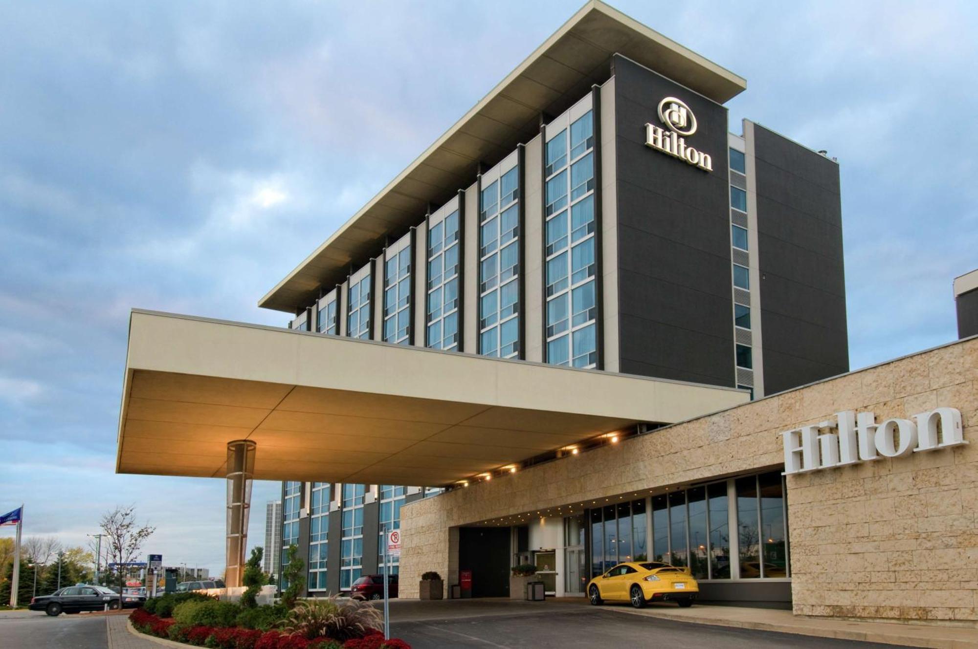 Hilton Toronto Airport Hotel & Suites Миссиссага Экстерьер фото